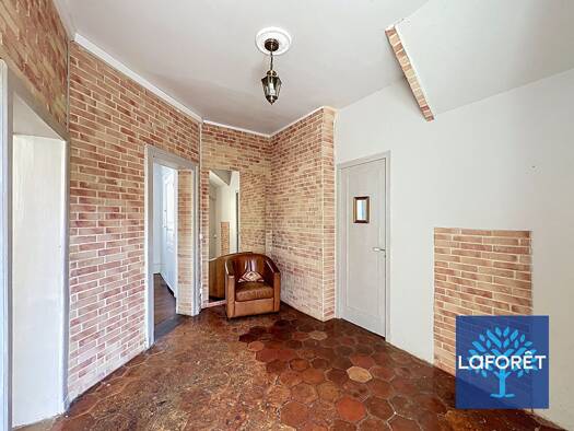 Appartement à vendre 207 000 € 3 pièces 2 chambres 84,76 m² RDC La Ferté-Alais 91590