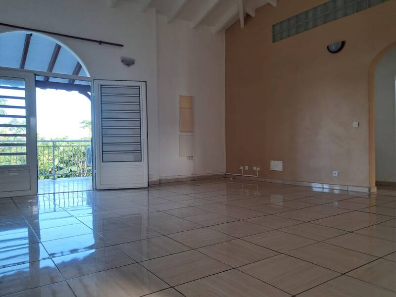 Maison à louer, 104m², CAPESTERRE BELLE EAU