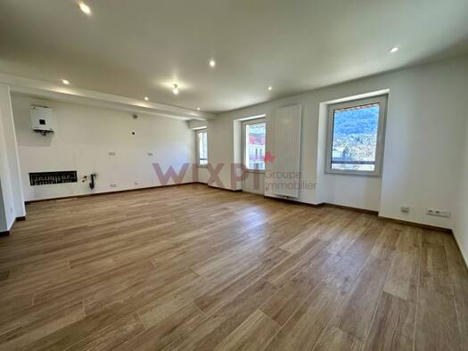 Appartement à vendre 205 000 € 2 pièces 1 chambre 48 m² Étage 2/3 Salins-Fontaine 73600