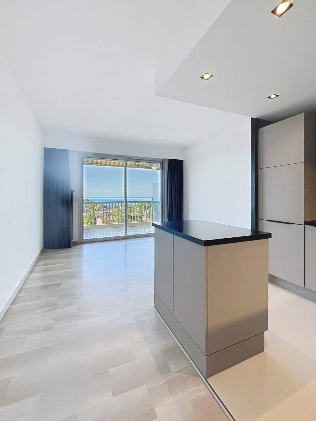 Maison à louer, 51m², CANNES
