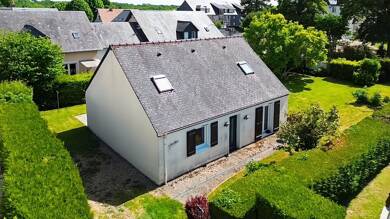 Maison à vendre 250 000 € 4 pièces 3 chambres 115 m² 689 m² de terrain Équemauville 14600