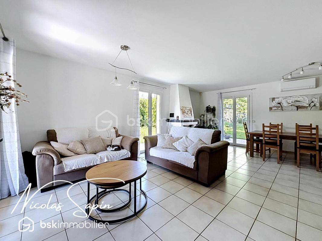 Maison à vendre, 102m², VARCES ALLIERES ET RISSET