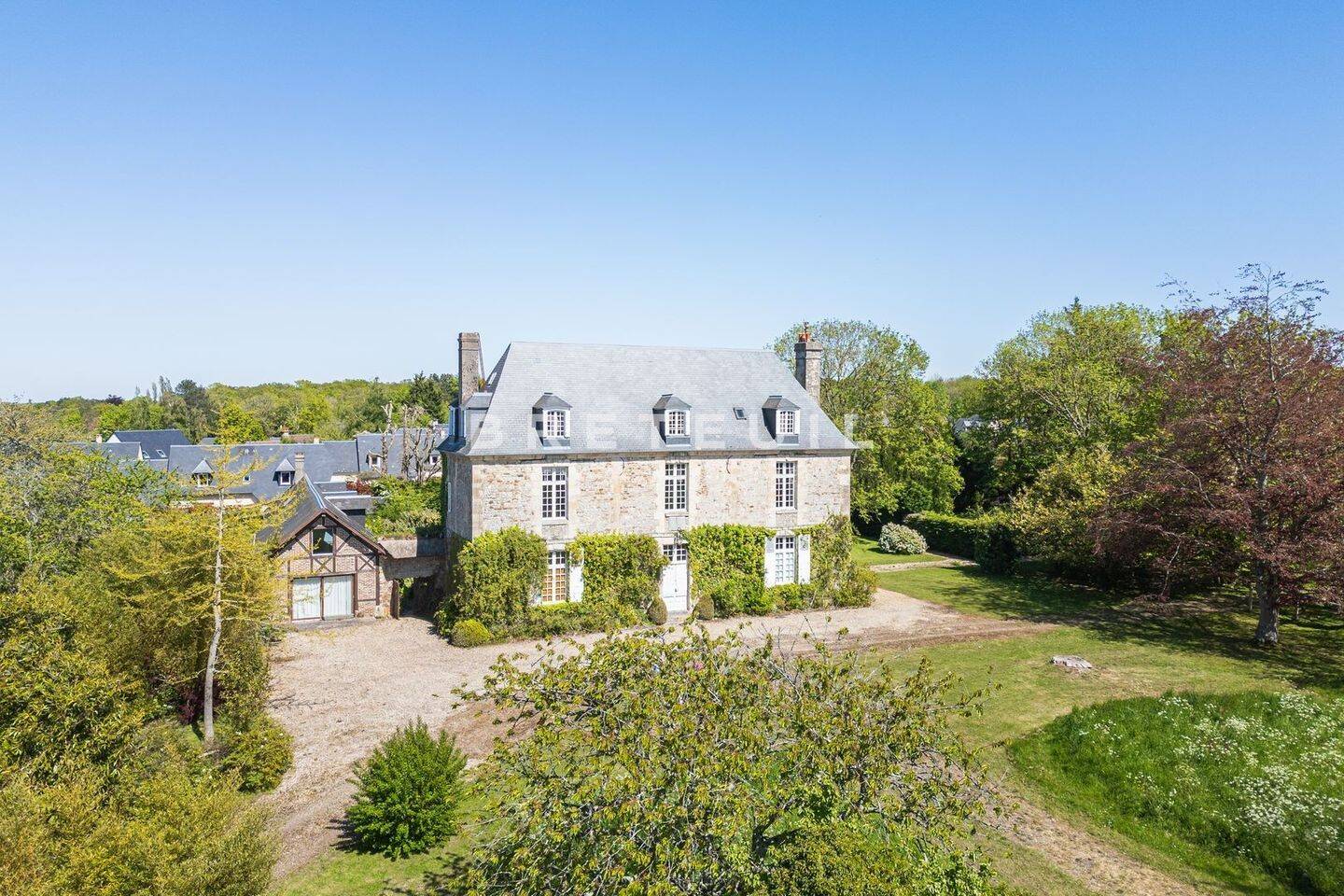Maison à vendre, 400m², TROUVILLE SUR MER