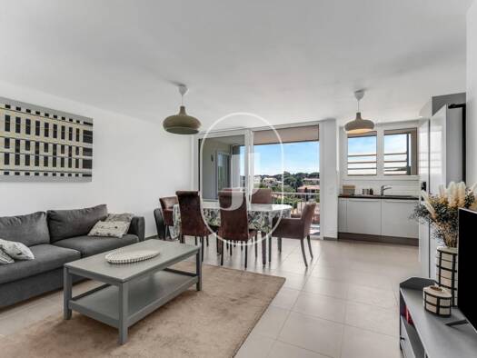 Appartement à vendre 568 000 € 4 pièces 3 chambres 73 m² 3ème étage Sainte-Maxime 83120