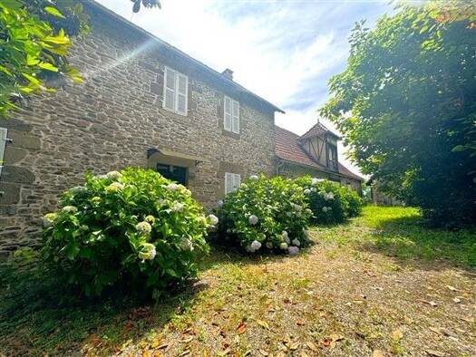 Maison à vendre 299 000 € 5 pièces 3 chambres 102 m² 32 213 m² de terrain Le Pescher 19190