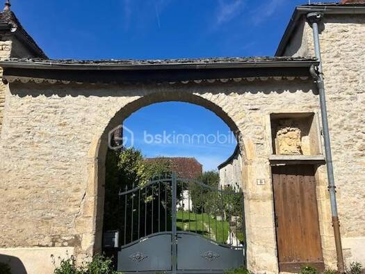 Ferme à vendre 165 000 € 6 pièces 2 chambres 169 m² Champagne-sur-Vingeanne 21310