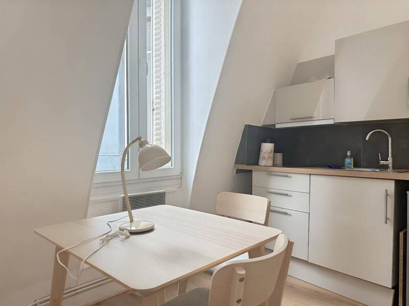 Maison à louer, 19m², PARIS 16E