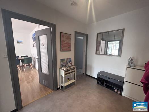 Appartement à louer 705 € 3 pièces 2 chambres 61,7 m² Étage 2/2 Tournon-sur-Rhône 07300