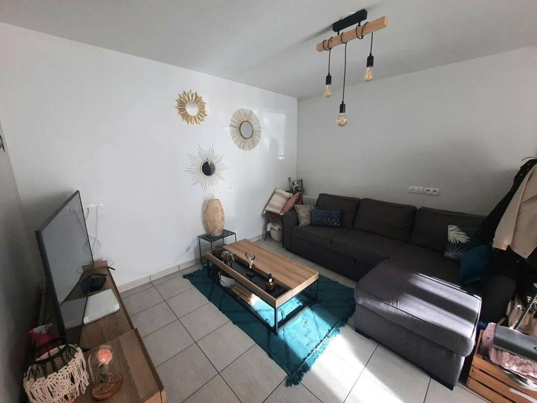 Maison à louer, 47m², MEZIERES SUR SEINE