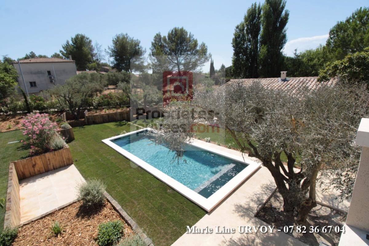 Maison à vendre, 300m², MAUSSANE LES ALPILLES