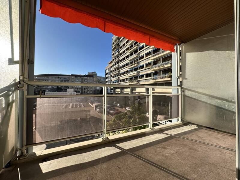 Maison à louer, 91m², MARSEILLE 8E