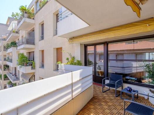 Appartement à vendre 542 000 € 4 pièces 2 chambres 117 m² Étage 5/8 Périer Marseille 8ème arrondissement 13008