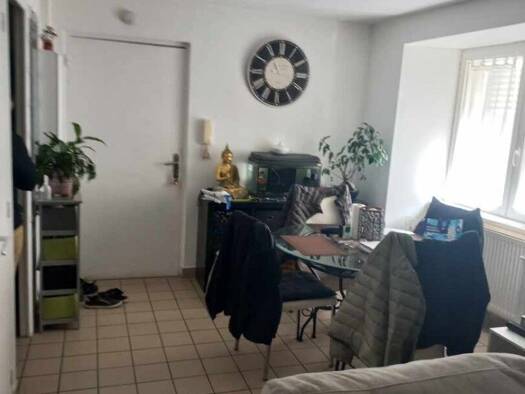 Appartement à louer 490 € 3 pièces 2 chambres 66 m² RDC La Côte-Saint-André 38260