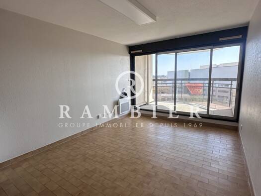 Studio à louer 550 € 1 pièce 19,4 m² Étage 3/4 Montpellier 34090