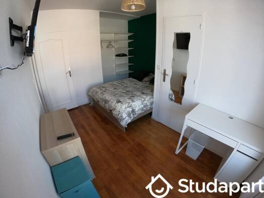 Colocation à louer 470 € 1 pièce 1 chambre 14 m² RDC Laon Zola-Neufchâtel-Orgeval Reims 51100