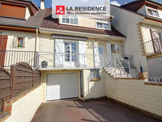 Maison à vendre 254 000 € 5 pièces 3 chambres 92 m² 344 m² de terrain Nord Est Magnanville 78200