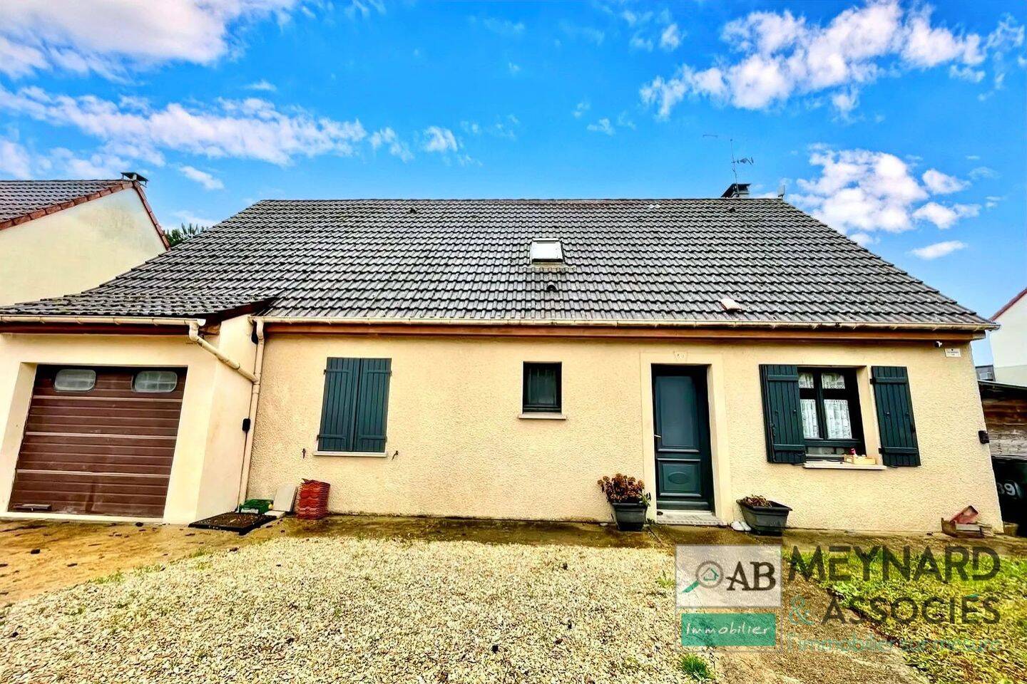 Maison à vendre, 110m², FAREMOUTIERS