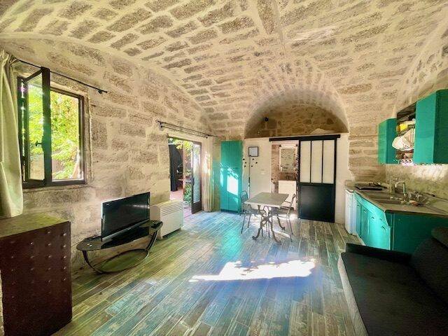 Maison à vendre, 406m², POMEROLS