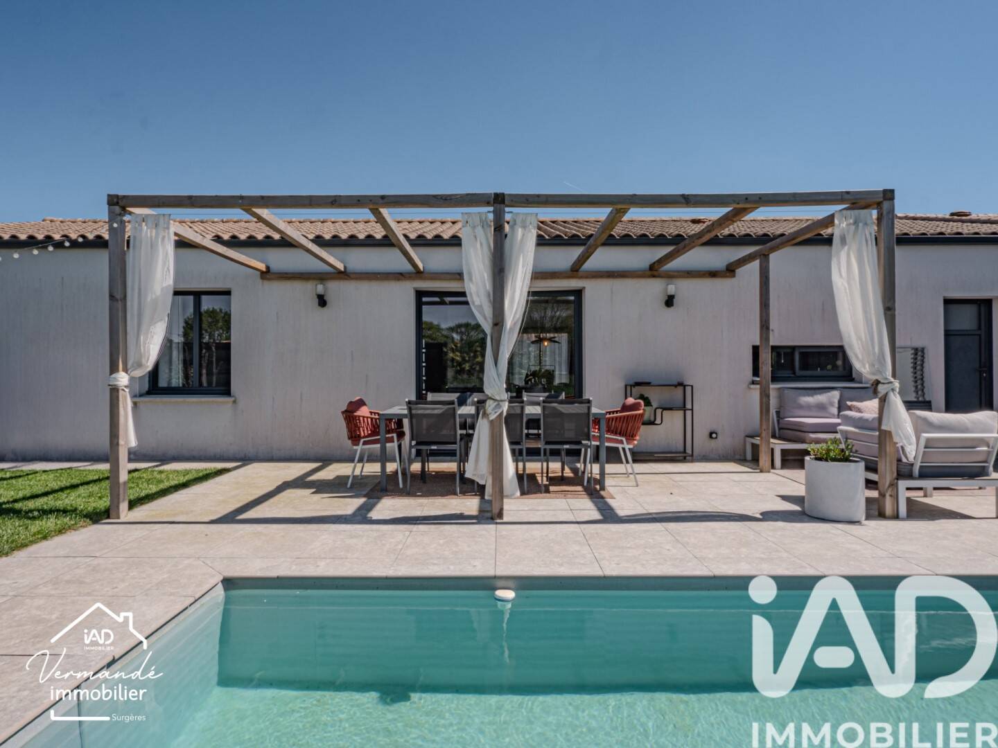 Maison à vendre, 98m², SURGERES