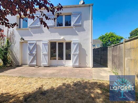 Maison à vendre 249 000 € 5 pièces 4 chambres 94 m² 150 m² de terrain Saint Martin Sud Étampes 91150