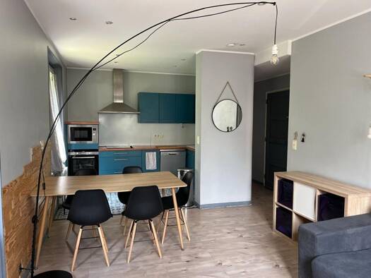 Appartement à louer 797 € 3 pièces 2 chambres 60,6 m² 1er étage Laurier-Merande Chambéry 73000
