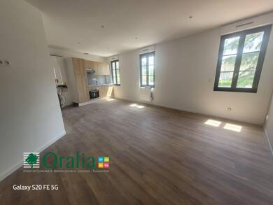 Appartement à louer 700 € 3 pièces 2 chambres 59,7 m² Étage 1/1 Lesparre Medoc 33340