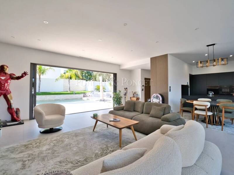 Maison à vendre, 212m², SAINT JEAN DE VEDAS