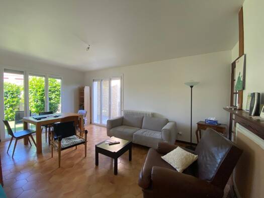 Maison de plain-pied à louer 1 011 € 3 pièces 2 chambres 74,7 m² 452 m² de terrain Gare Colomiers 31770