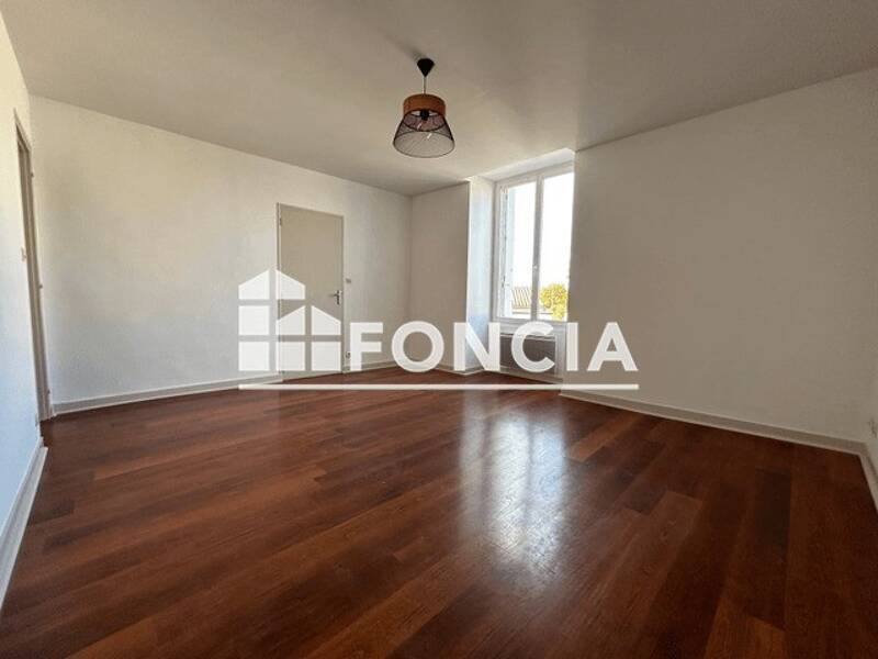 Maison à louer, 44m², VOUILLE