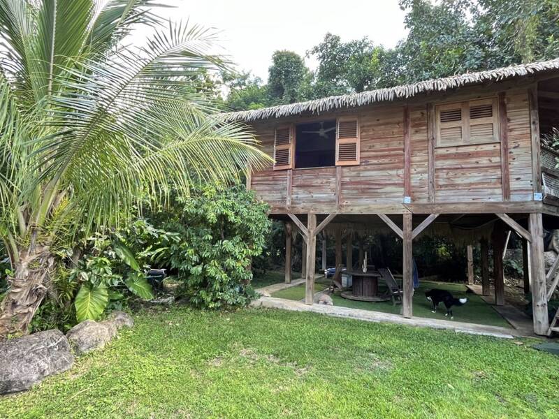 Maison à vendre, 382m², POINTE NOIRE