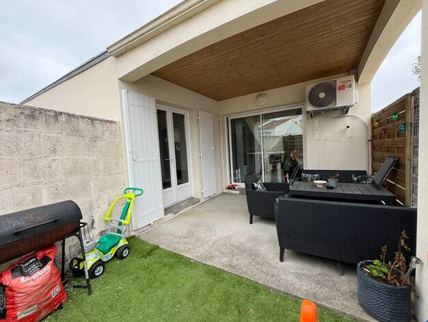 Maison de plain-pied à vendre 239 560 € 4 pièces 3 chambres 79 m² 174 m² de terrain Croix Chapeau 17220
