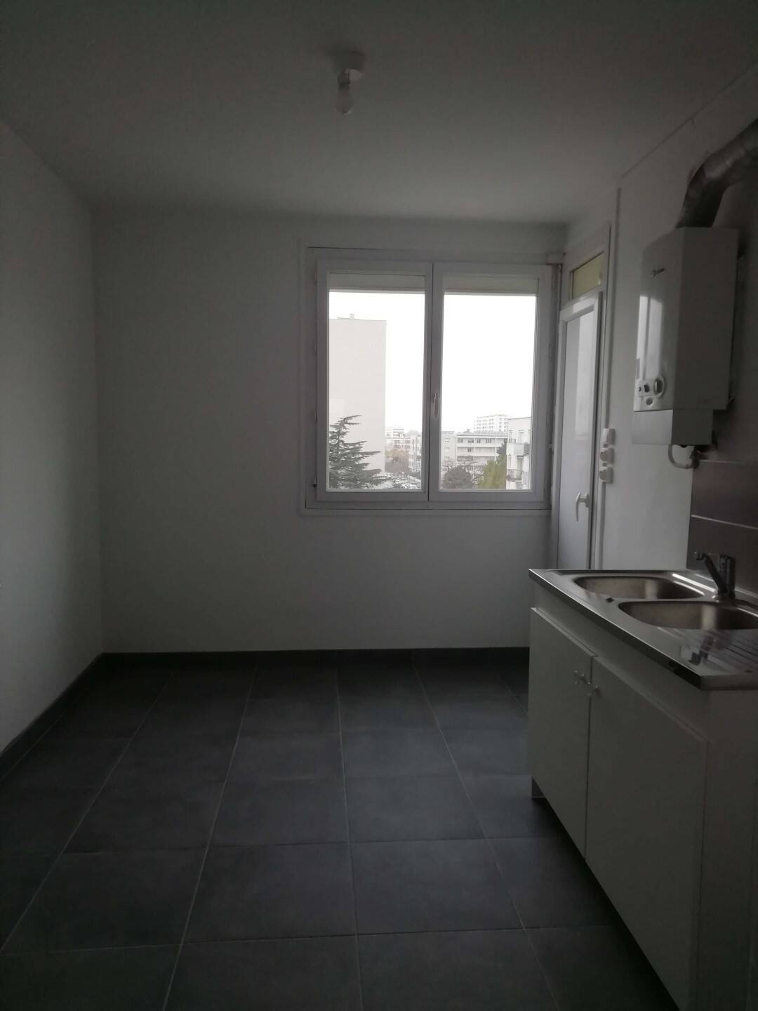 Maison à louer, 70m², VENISSIEUX
