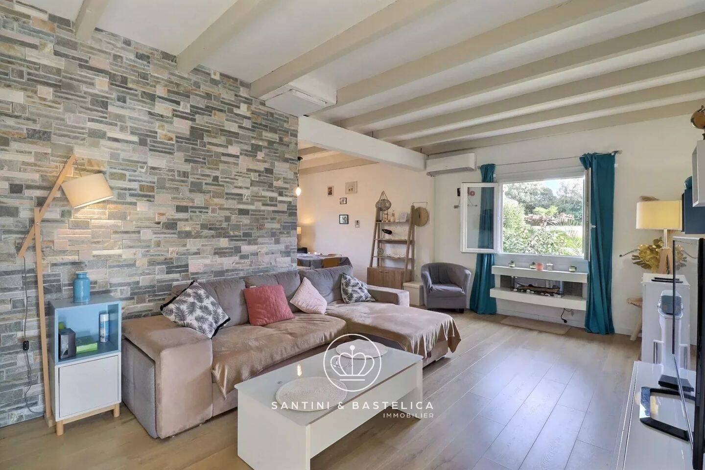 Maison à vendre, 0m², AJACCIO