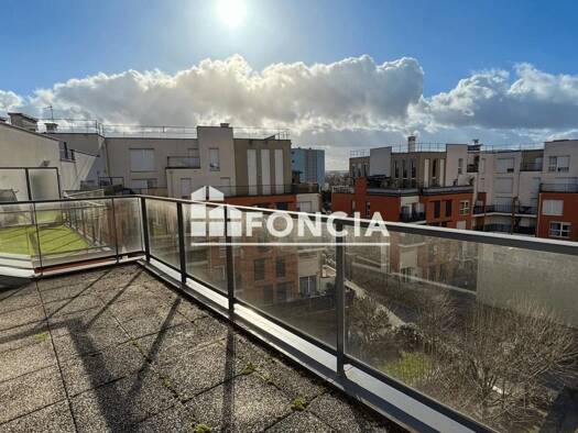 Appartement à vendre 145 000 € 2 pièces 1 chambre 41 m² Étage 4/4 Val Notre Dame-La Tour Billy Argenteuil 95100