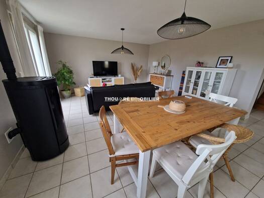 Maison à vendre 330 000 € 5 pièces 3 chambres 118 m² 437 m² de terrain Campagne La Chevrolière 44118