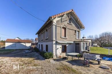 Maison à vendre 135 000 € 4 pièces 3 chambres 106 m² 550 m² de terrain Valentigney 25700