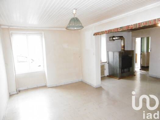 Maison à vendre 75 000 € 5 pièces 4 chambres 92 m² 541 m² de terrain Longevelle-sur-Doubs 25260