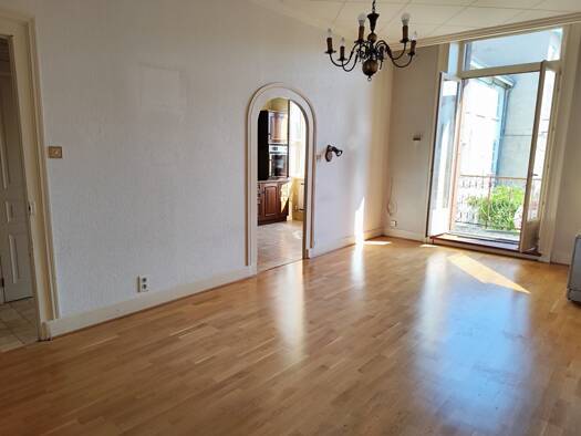 Appartement à vendre 185 000 € 4 pièces 2 chambres 78 m² Étage 1/3 L Arbresle 69210