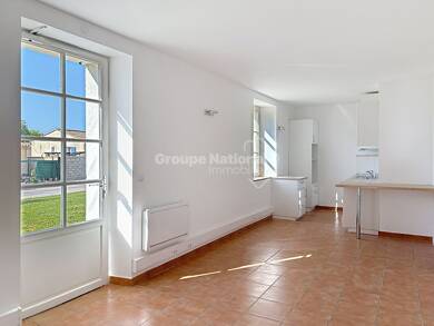Appartement à louer 890 € 2 pièces 1 chambre 51 m² RDC Berre l Etang 13130