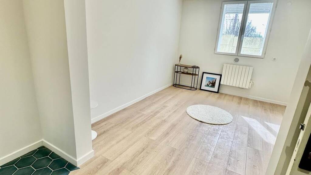 Appartement à vendre 97 000 € 1 pièce 22 m² Gustave Eiffel Gagny 93220