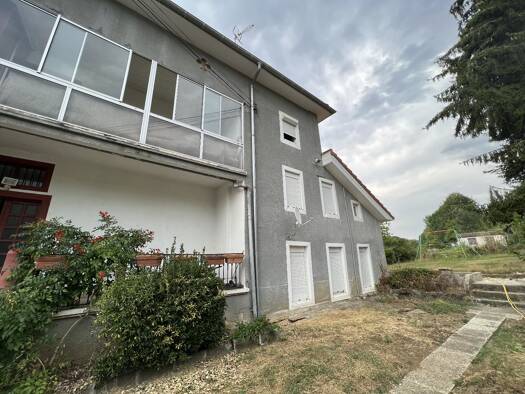 Appartement à louer 335 € 1 pièce 26 m² Étage 3/3 Aspet 31160