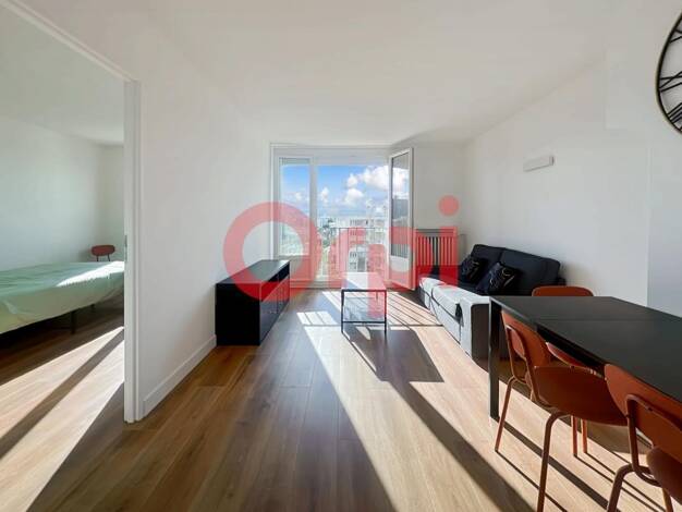 Appartement à louer 1 300 € 4 pièces 3 chambres 63,6 m² 8 étages Transvaal Lyon 8ème 69008