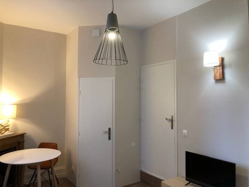 Maison à louer, 22m², LYON 8E