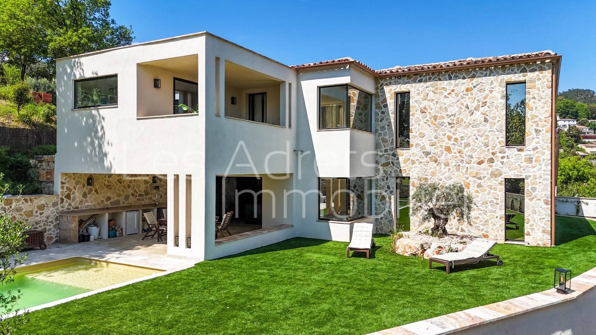 Maison à vendre, 213m², LES ADRETS DE L'ESTEREL