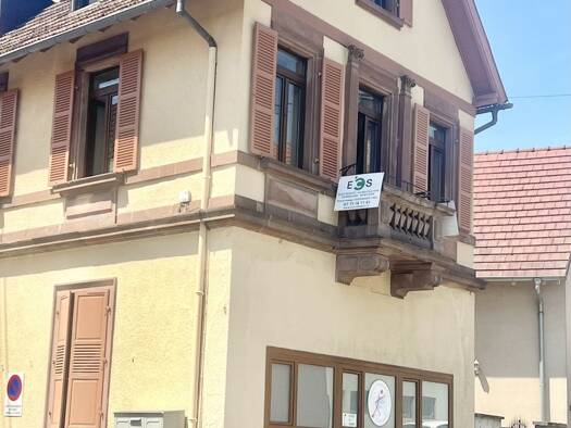 Immeuble à vendre 249 000 € 138 m² Hochfelden 67270