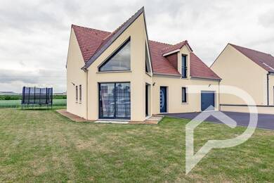 Maison à vendre 370 000 € 6 pièces 4 chambres 140 m² 680 m² de terrain Remy 60190