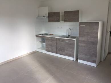 Duplex à louer 639 € 2 pièces 1 chambre 48 m² Étage 1/1 Catalins-Gondole Montelimar 26200