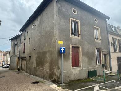 Maison de ville à vendre 45 000 € 5 pièces 3 chambres 110 m² 115 m² de terrain Stenay 55700