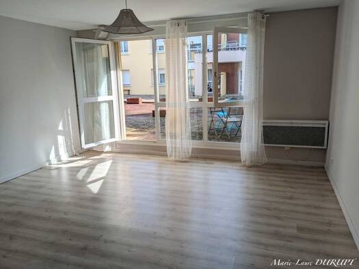 Appartement à vendre 49 000 € 1 pièce 32,09 m² RDC/1 Thorigny-sur-Oreuse 89260