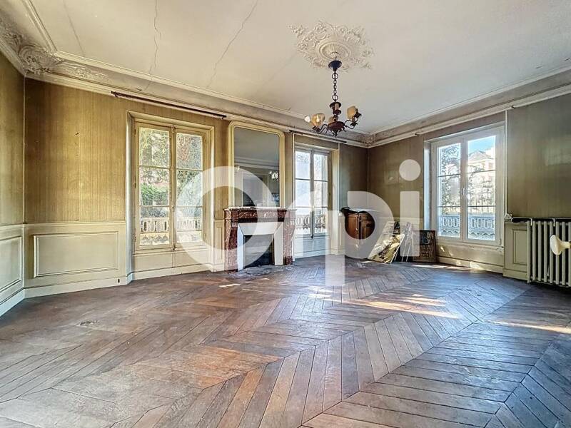 Maison à vendre, 260m², BOURG LA REINE